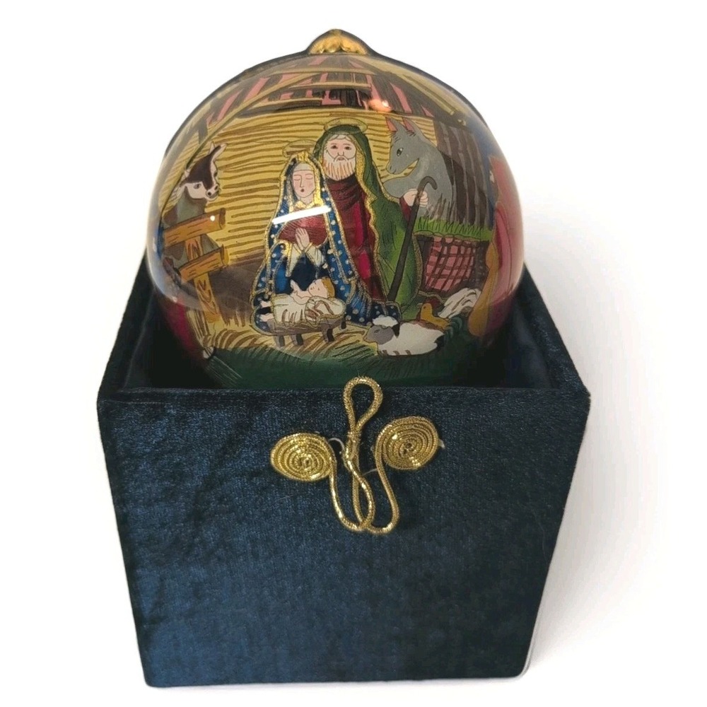 Li Bien Christmas Ornament Nativity Scene Reverse Painted Glass Ball Globe 2003